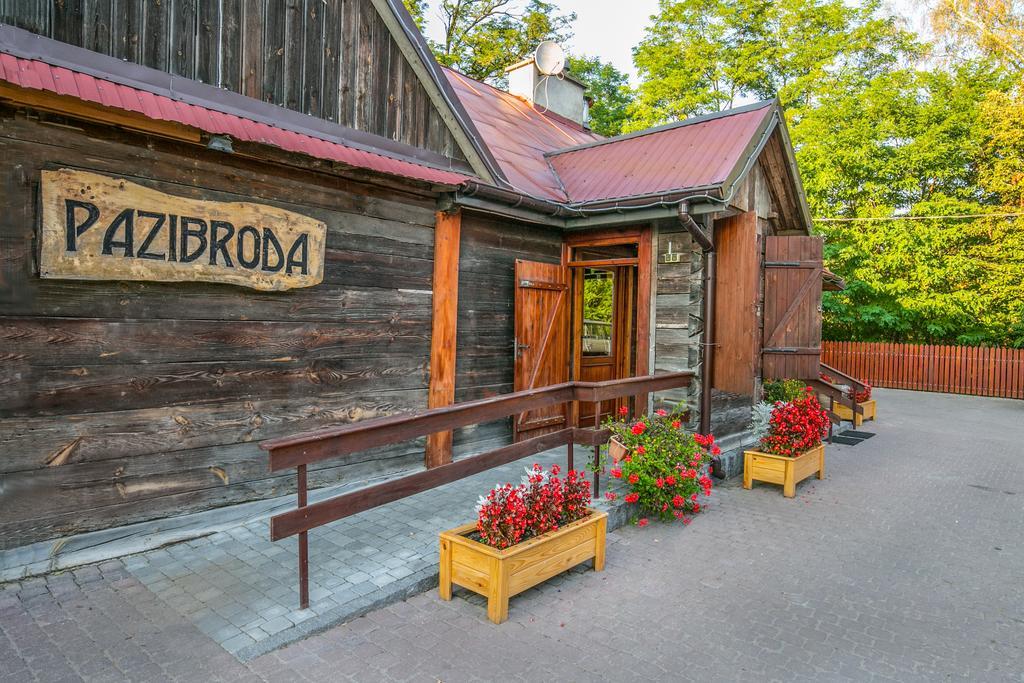 Gospoda Pazibroda Maków Mazowiecki Buitenkant foto