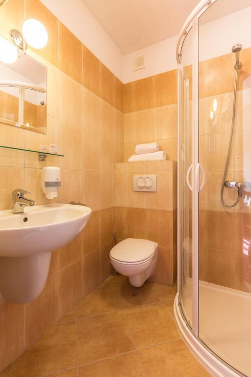 Gospoda Pazibroda Maków Mazowiecki Kamer foto